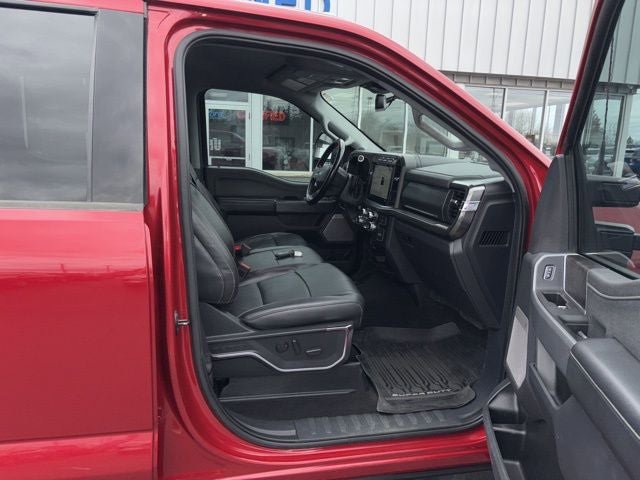 Used 2023 Ford F250 Lariat w/ Sport Appearance Package AWD/4WD image 8