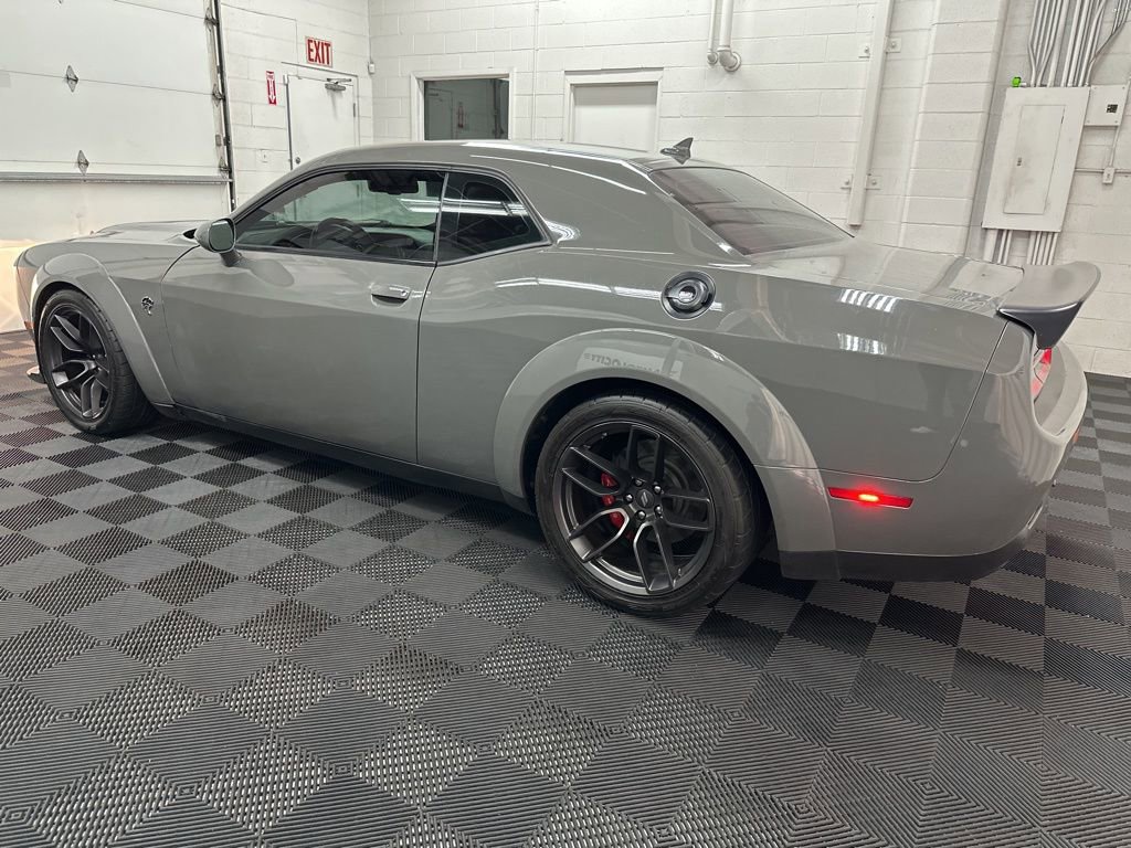 Used 2019 Dodge Challenger SRT Hellcat RWD image 6