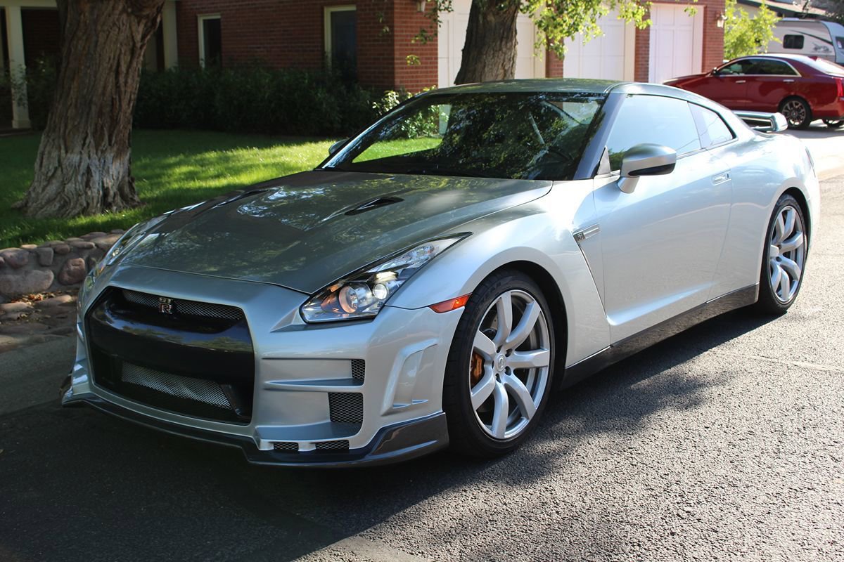 Used 2009 Nissan GT-R Premium AWD/4WD image 38