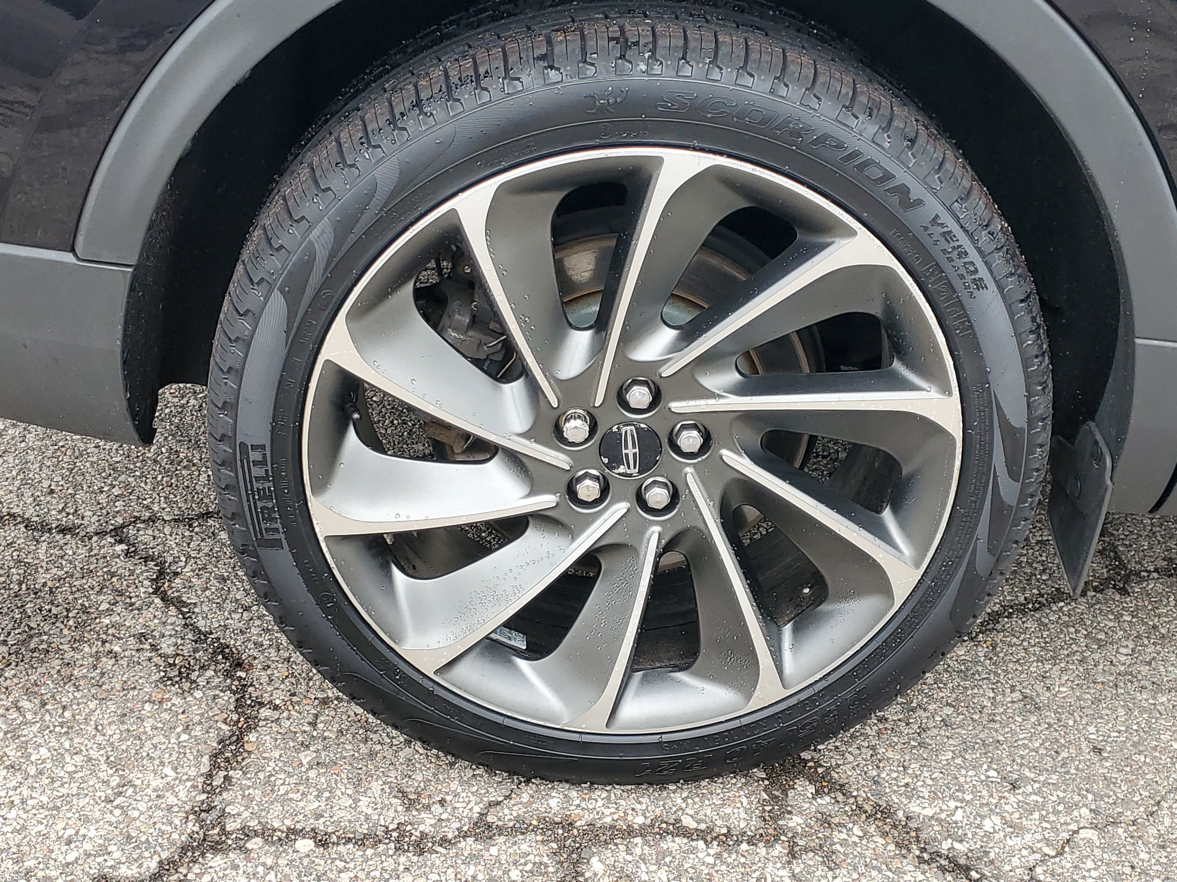 Certified 2019 Lincoln Nautilus Reserve AWD/4WD image 7
