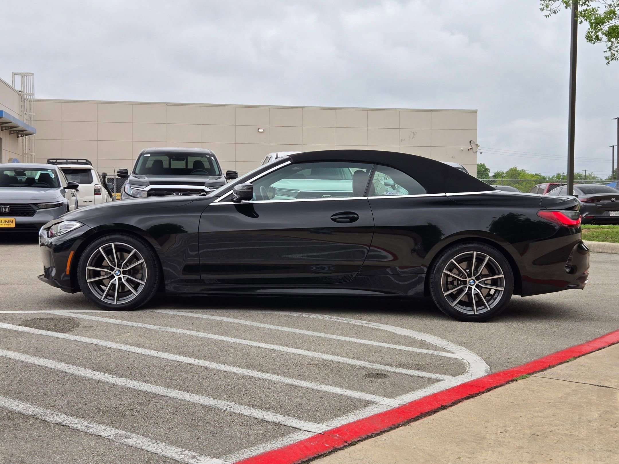 Used 2024 BMW 430i Convertible RWD image 6