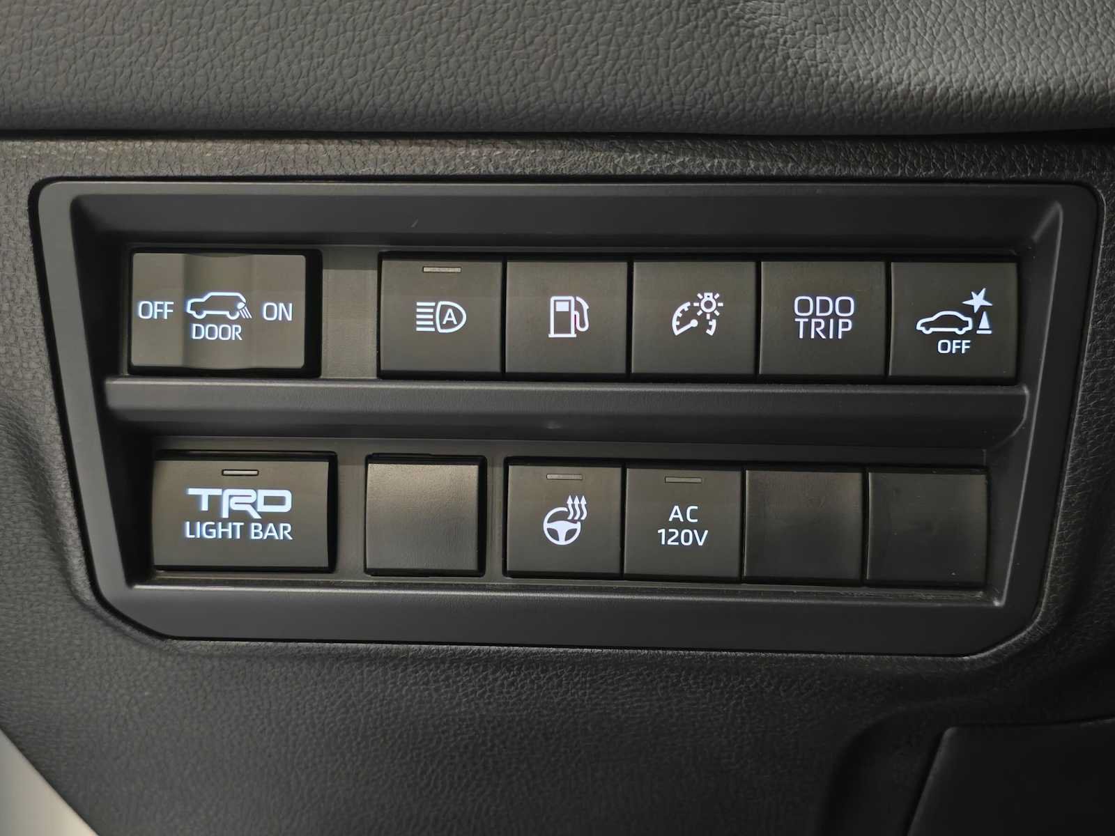 Certified 2025 Toyota Sequoia TRD Pro AWD/4WD image 18