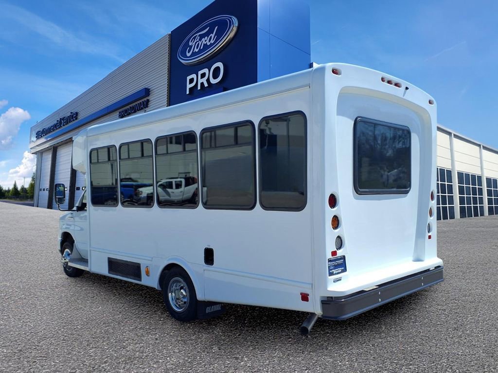 Used 2025 Ford E-450 and Econoline 450 Super Duty w/ Shuttle Bus Prep Package RWD image 25