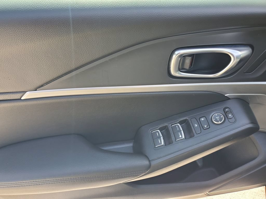 Certified 2025 Acura Integra FWD image 19