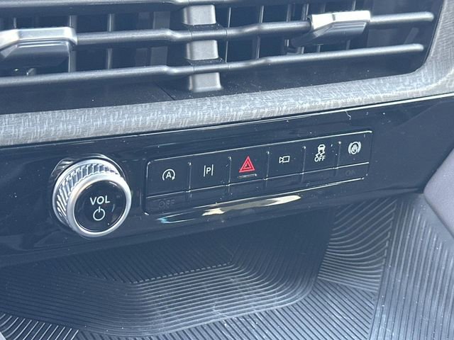 New 2026 Ford Explorer Platinum image 31