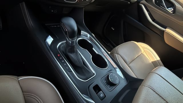 Used 2023 Chevrolet Traverse Premier w/ LPO, Cargo Package AWD/4WD image 30