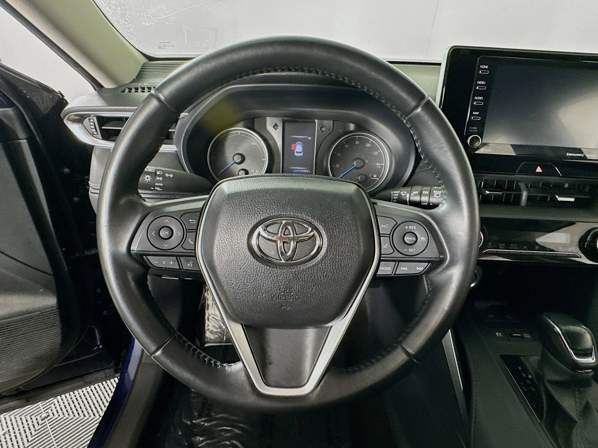 Certified 2021 Toyota Venza LE AWD/4WD image 13