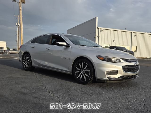 Used 2018 Chevrolet Malibu LT w/ Leather Package FWD image 7