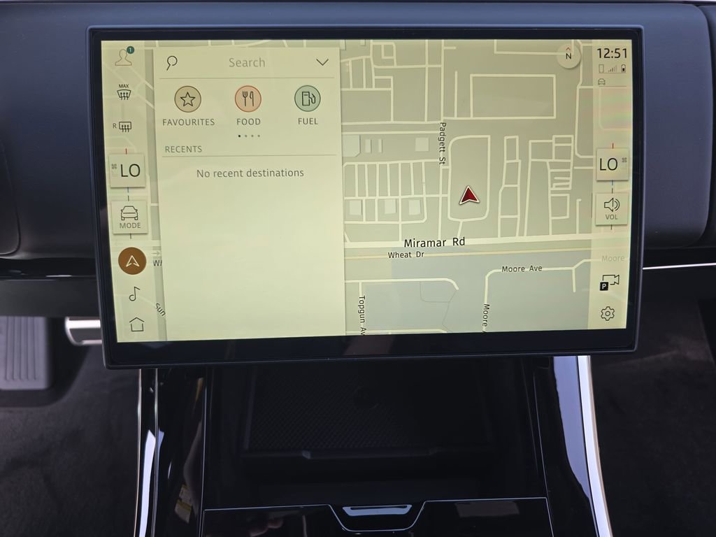 New 2026 Land Rover Range Rover Sport Dynamic SE AWD/4WD image 25