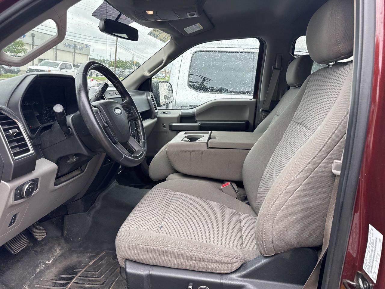 Used 2017 Ford F150 XLT w/ Equipment Group 302A Luxury AWD/4WD image 10