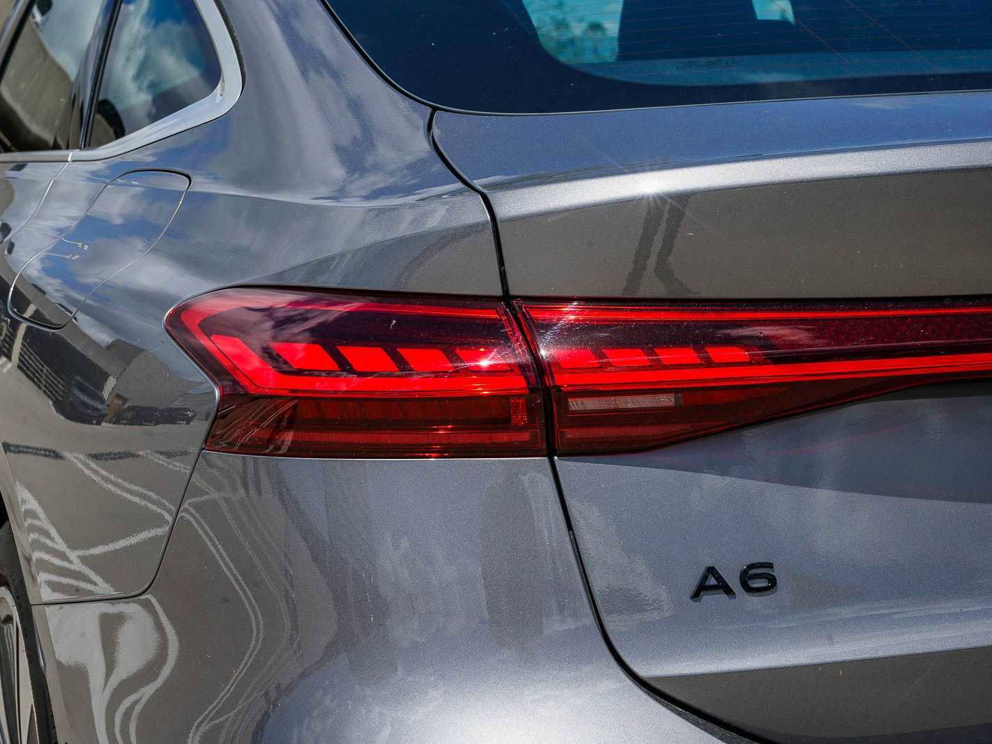 Certified 2025 Audi A6 e-tron Premium Plus w/ Premium Plus image 9