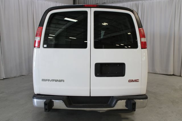 Used 2017 GMC Savana 2500 RWD image 36