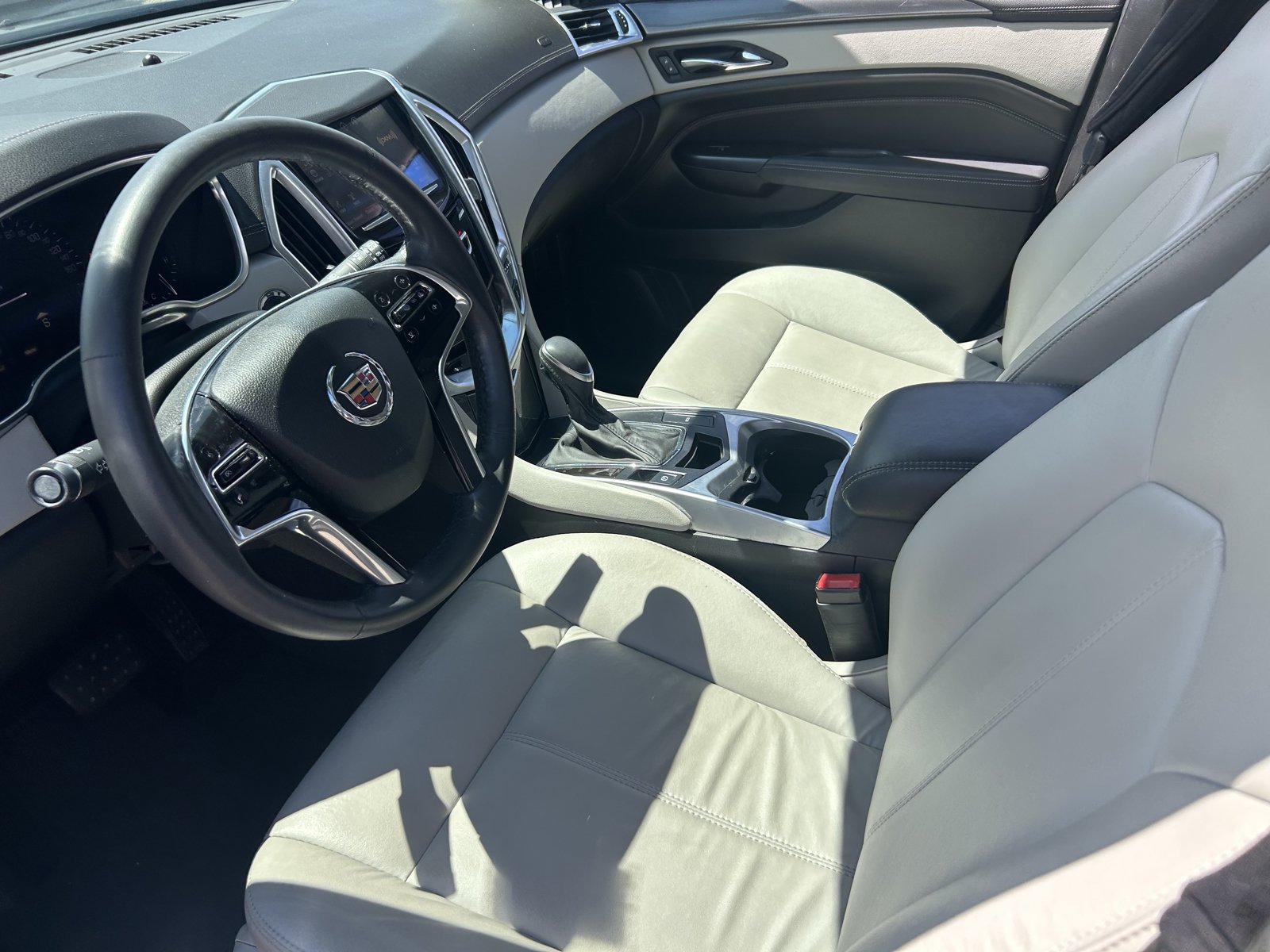Certified 2016 Cadillac SRX FWD image 13