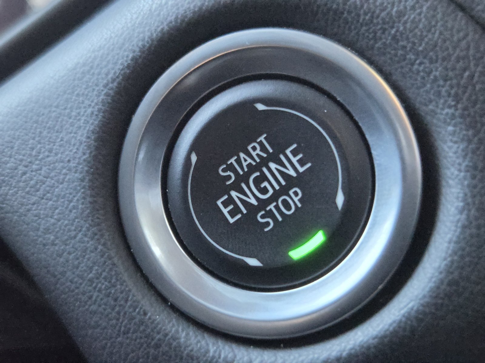 Used 2024 GMC Yukon AT4 AWD/4WD image 21