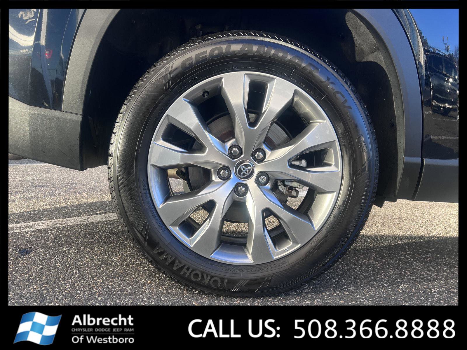 Used 2024 Toyota Grand Highlander Limited image 36