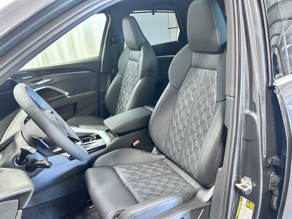 New 2026 Audi SQ5 Premium Plus image 7