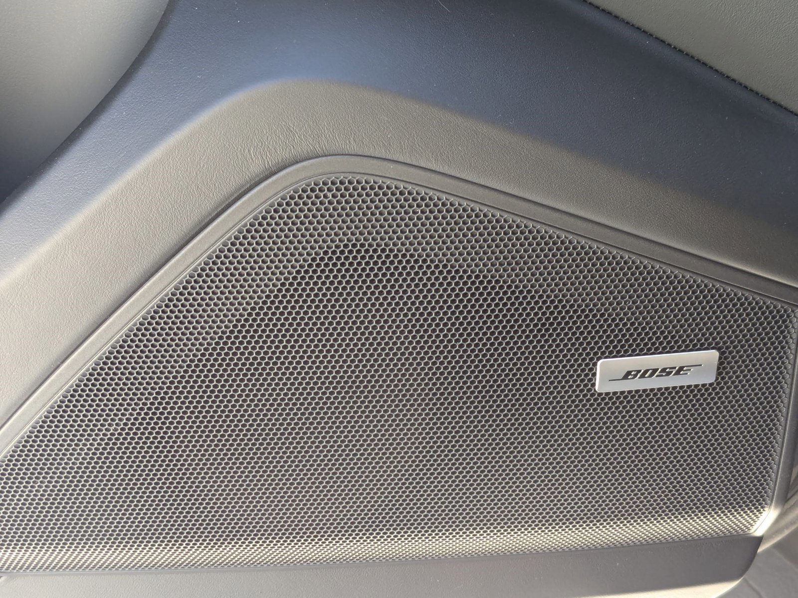 New 2025 Porsche Cayenne Turbo image 14