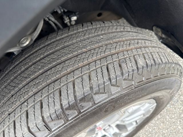 Certified 2024 GMC Sierra 1500 SLT image 28