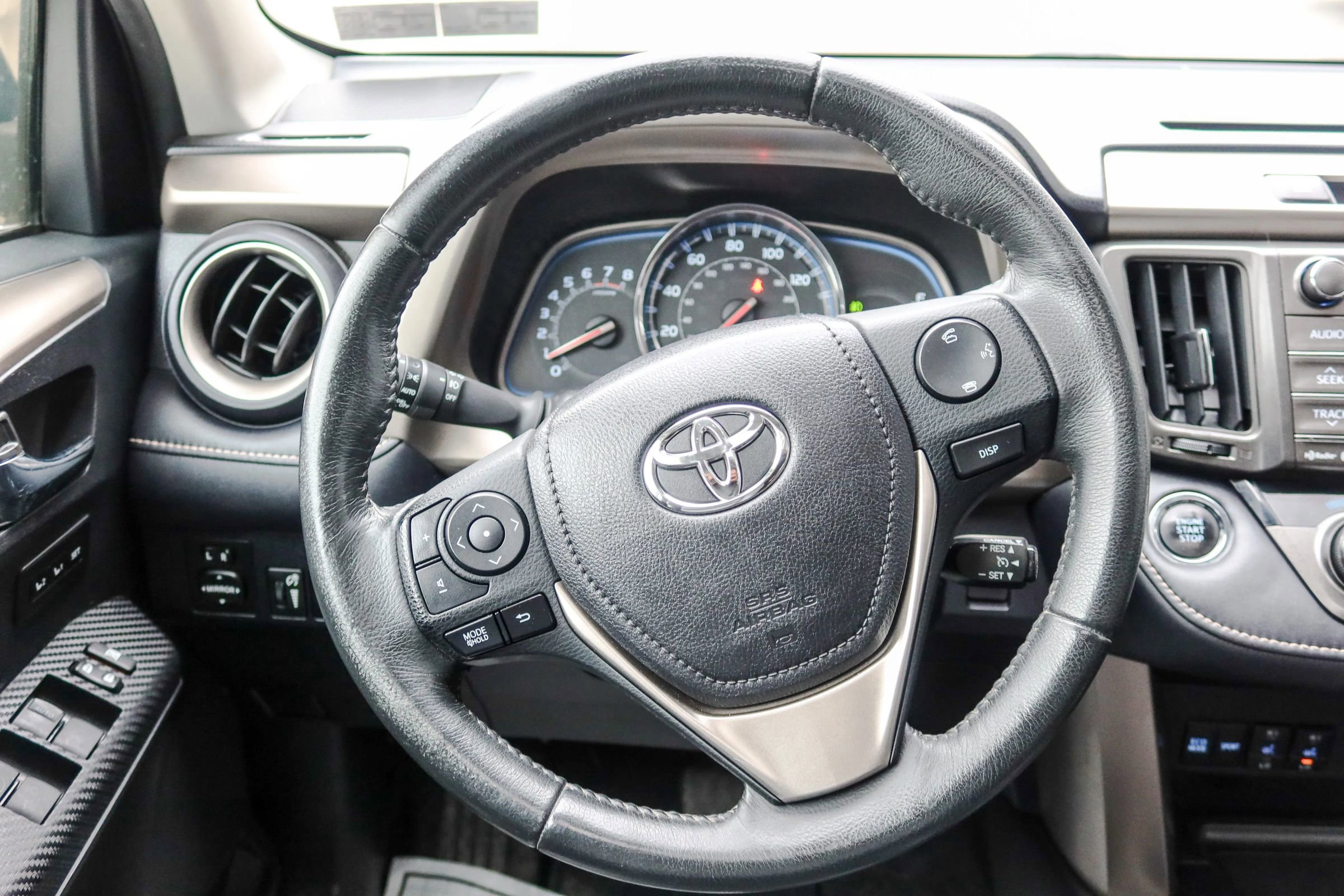 Used 2013 Toyota RAV4 Limited image 14