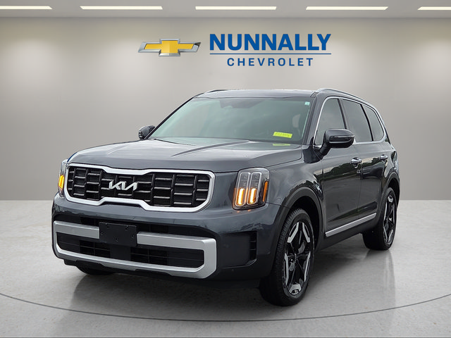 Used 2024 Kia Telluride S w/ S Sunroof Package