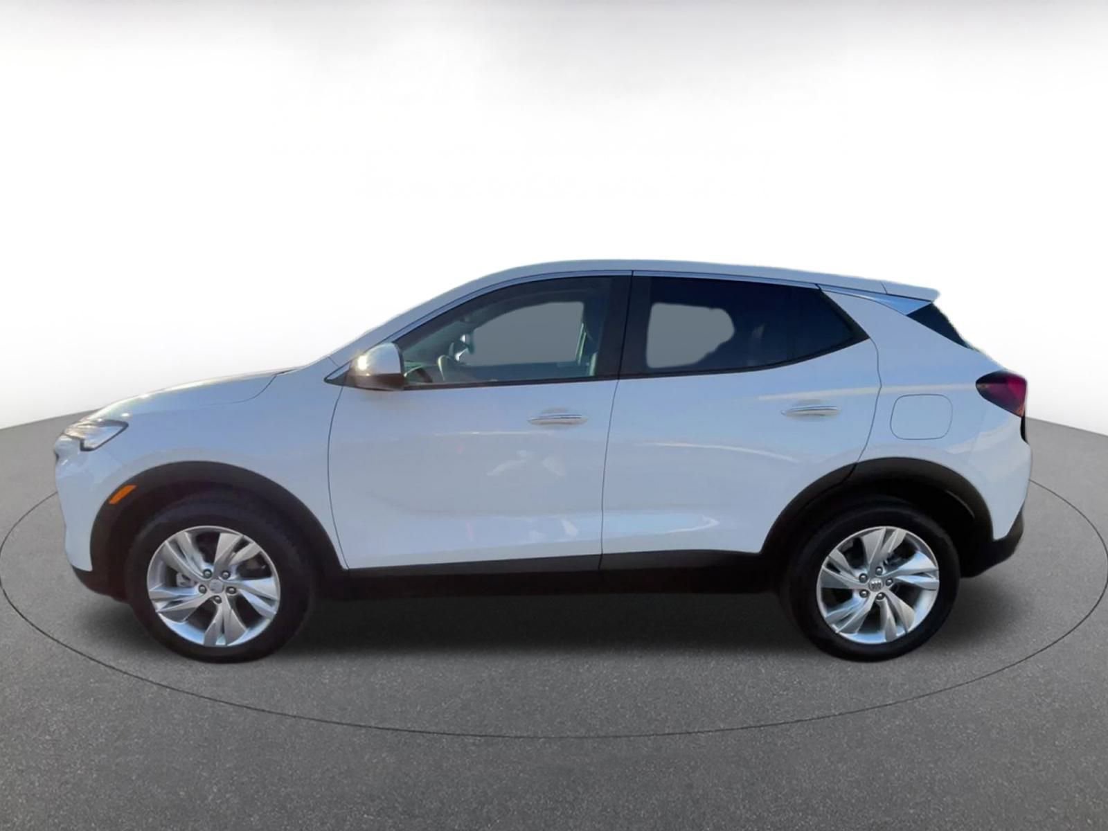 Used 2025 Buick Encore GX Preferred image 9