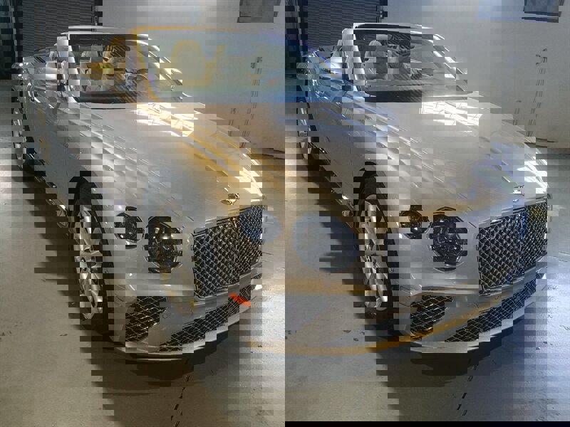 Used 2020 Bentley Continental GT image 9