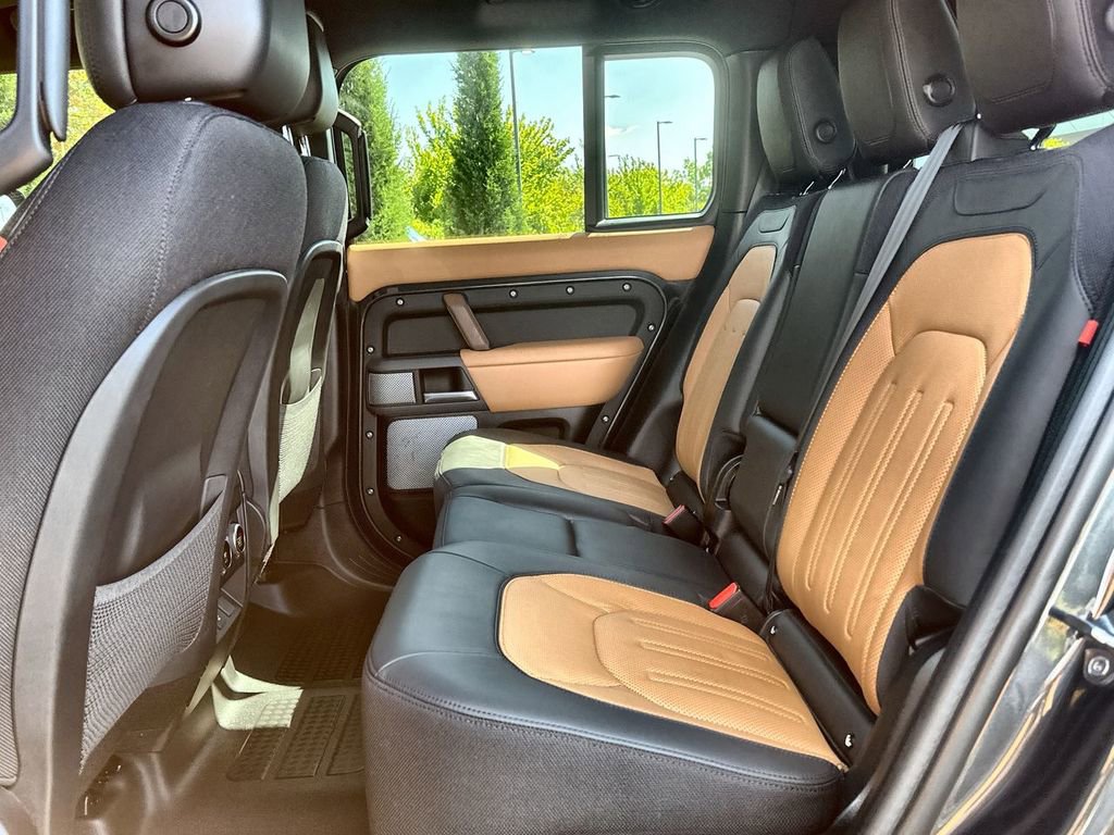 Certified 2024 Land Rover Defender 130 X image 15