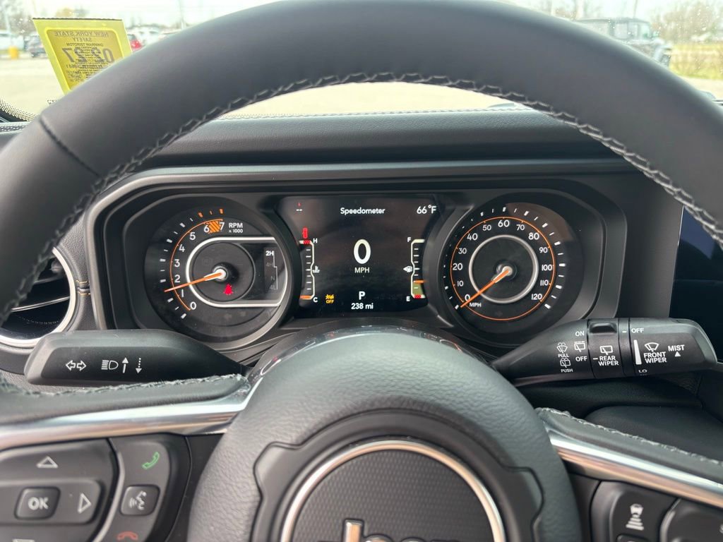 New 2026 Jeep Wrangler Unlimited Sahara AWD/4WD image 13