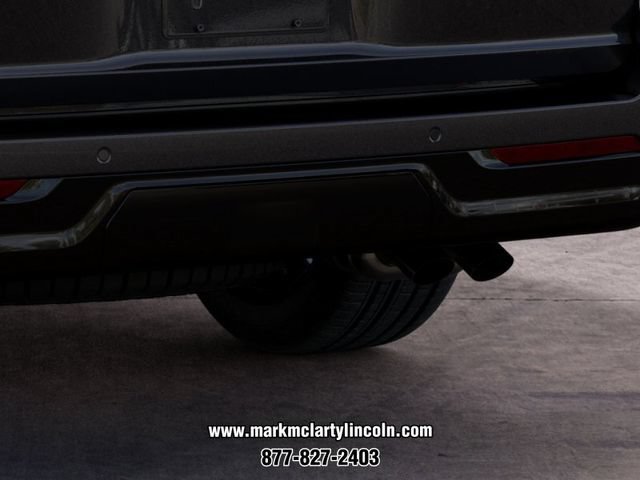 New 2027 Lincoln Navigator Reserve w/ Jet Appearance Package AWD/4WD image 23