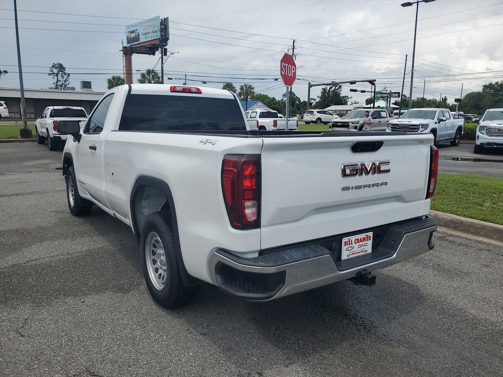 Used 2022 GMC Sierra 1500 Pro w/ Pro Value Package AWD/4WD image 3