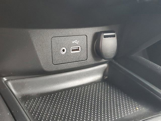 Used 2019 Nissan Rogue S image 28