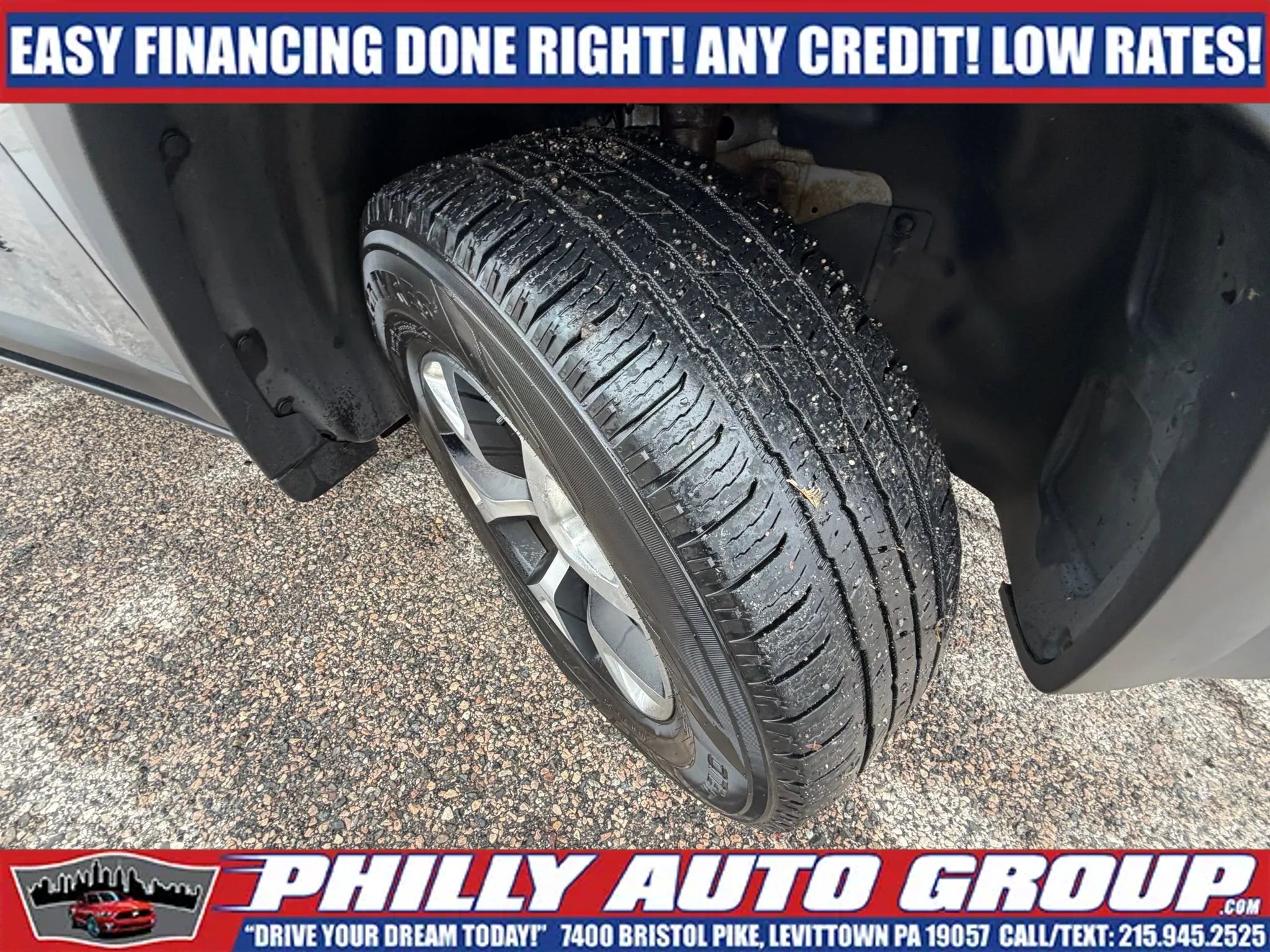 Used 2016 Jeep Cherokee Trailhawk w/ Comfort & Convenience Group image 32