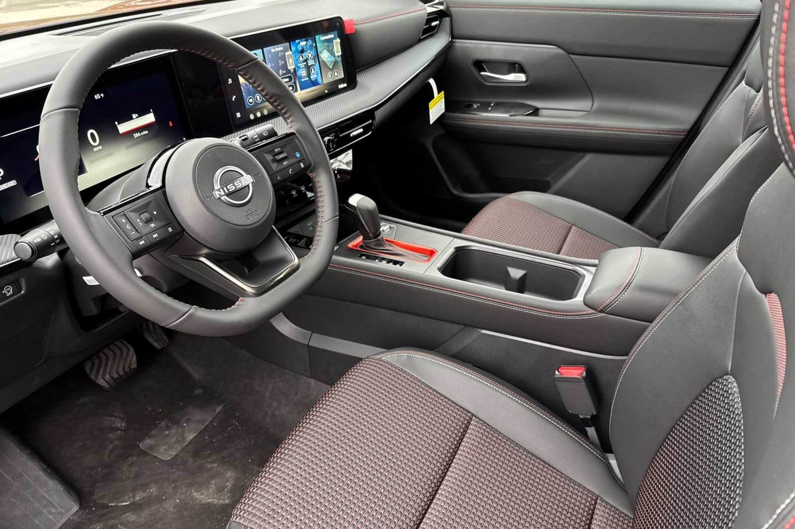 New 2026 Nissan Kicks SR image 7