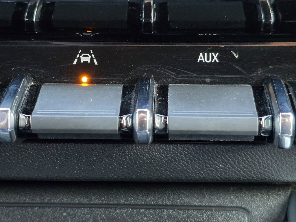 Certified 2024 Chevrolet Colorado Z71 w/ Z71 Convenience Package 2 image 26