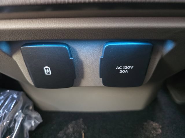 New 2026 Ford F150 Platinum w/ Equipment Group 703A Plus AWD/4WD image 18