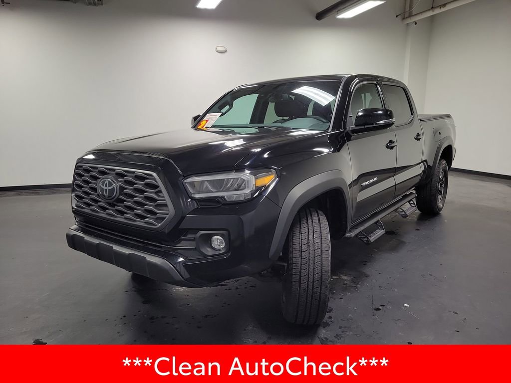 Used 2022 Toyota Tacoma TRD Off-Road w/ Technology Package image 4