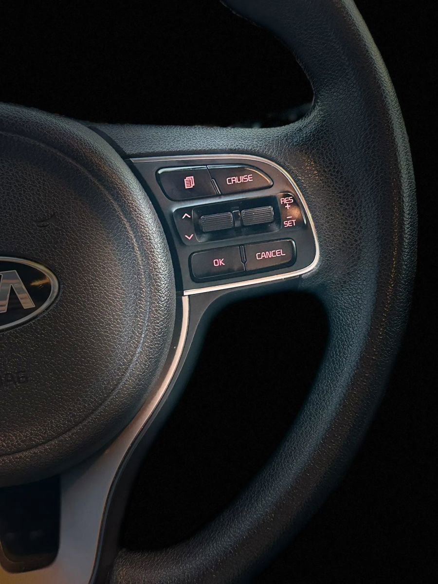 Used 2019 Kia Niro LX image 35