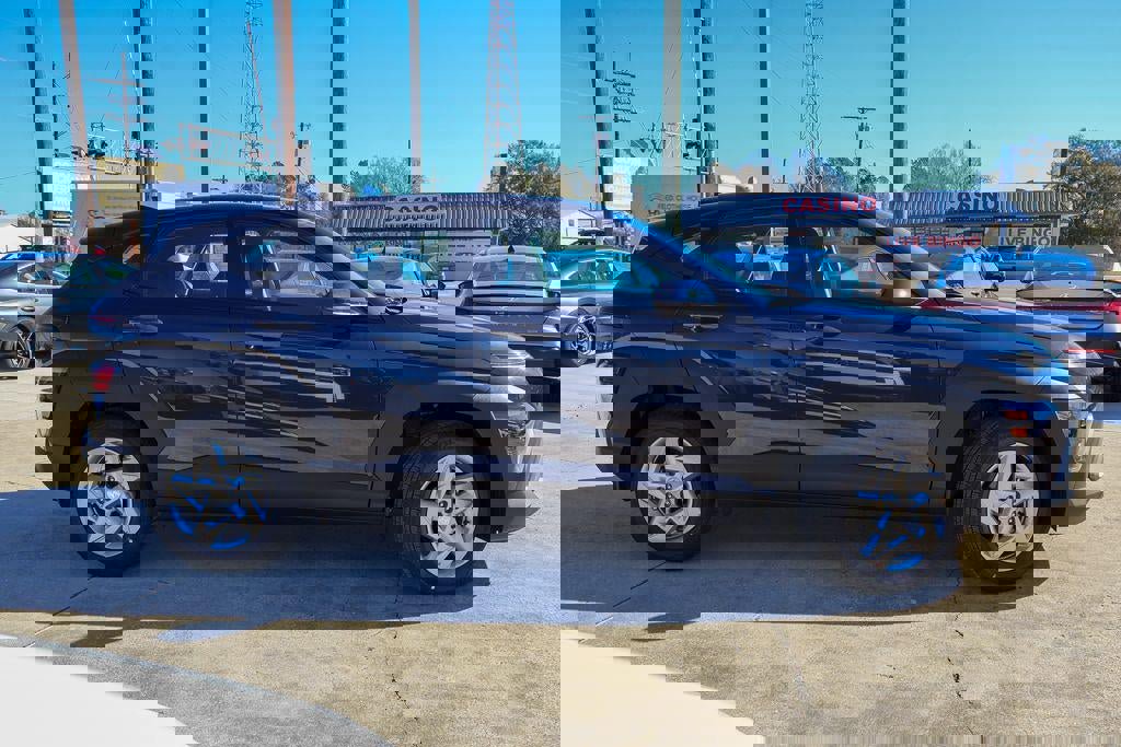 New 2026 Hyundai Kona SE image 24