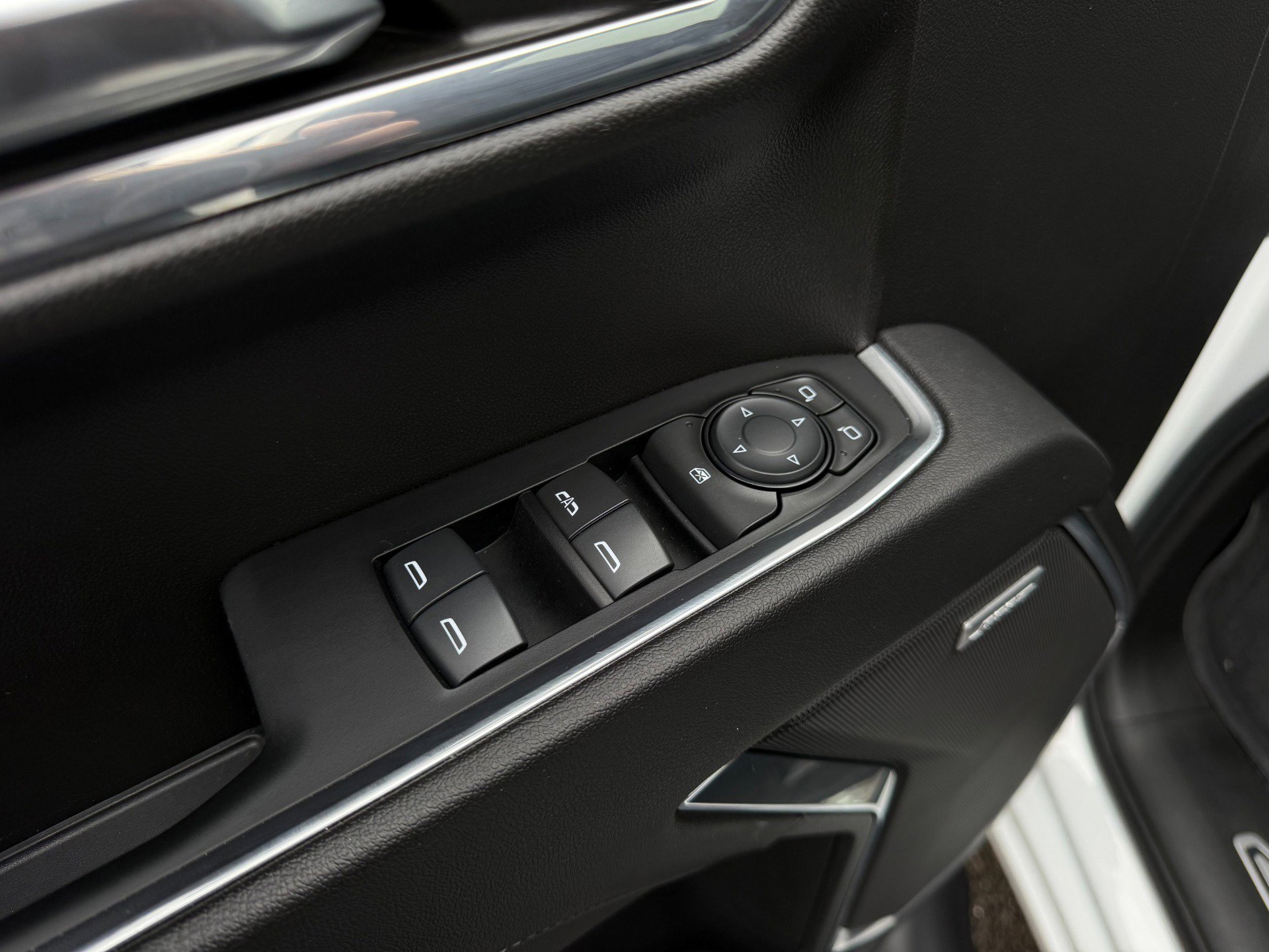 Used 2024 Chevrolet Silverado 1500 RST w/ Redline Edition image 68