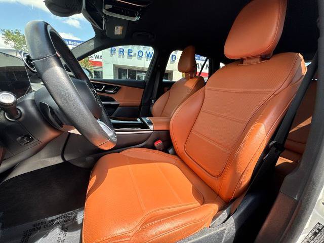 Used 2024 Mercedes-Benz GLC 300 4MATIC image 14