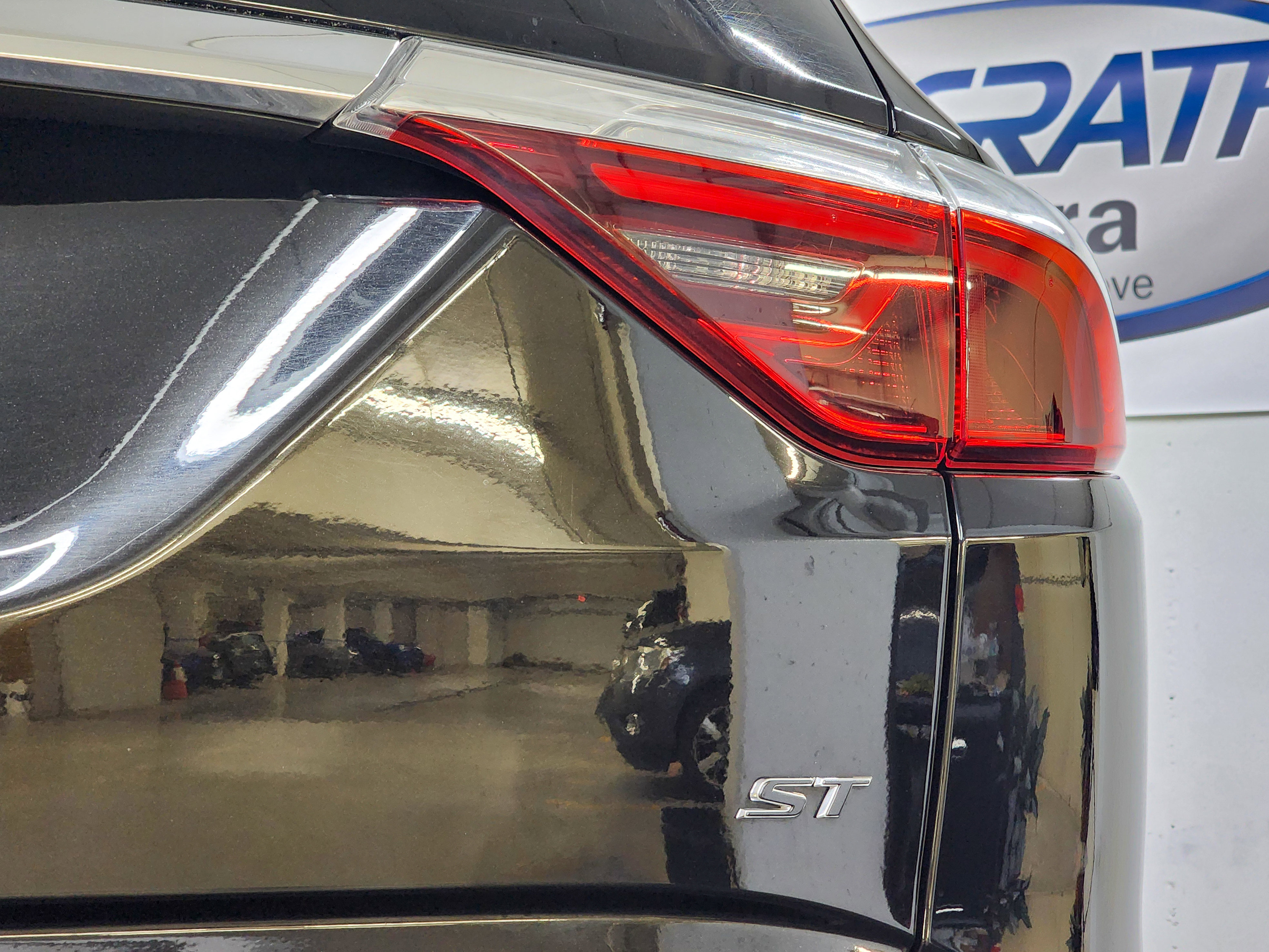 Used 2022 Buick Enclave Essence w/ Experience Buick Package image 18