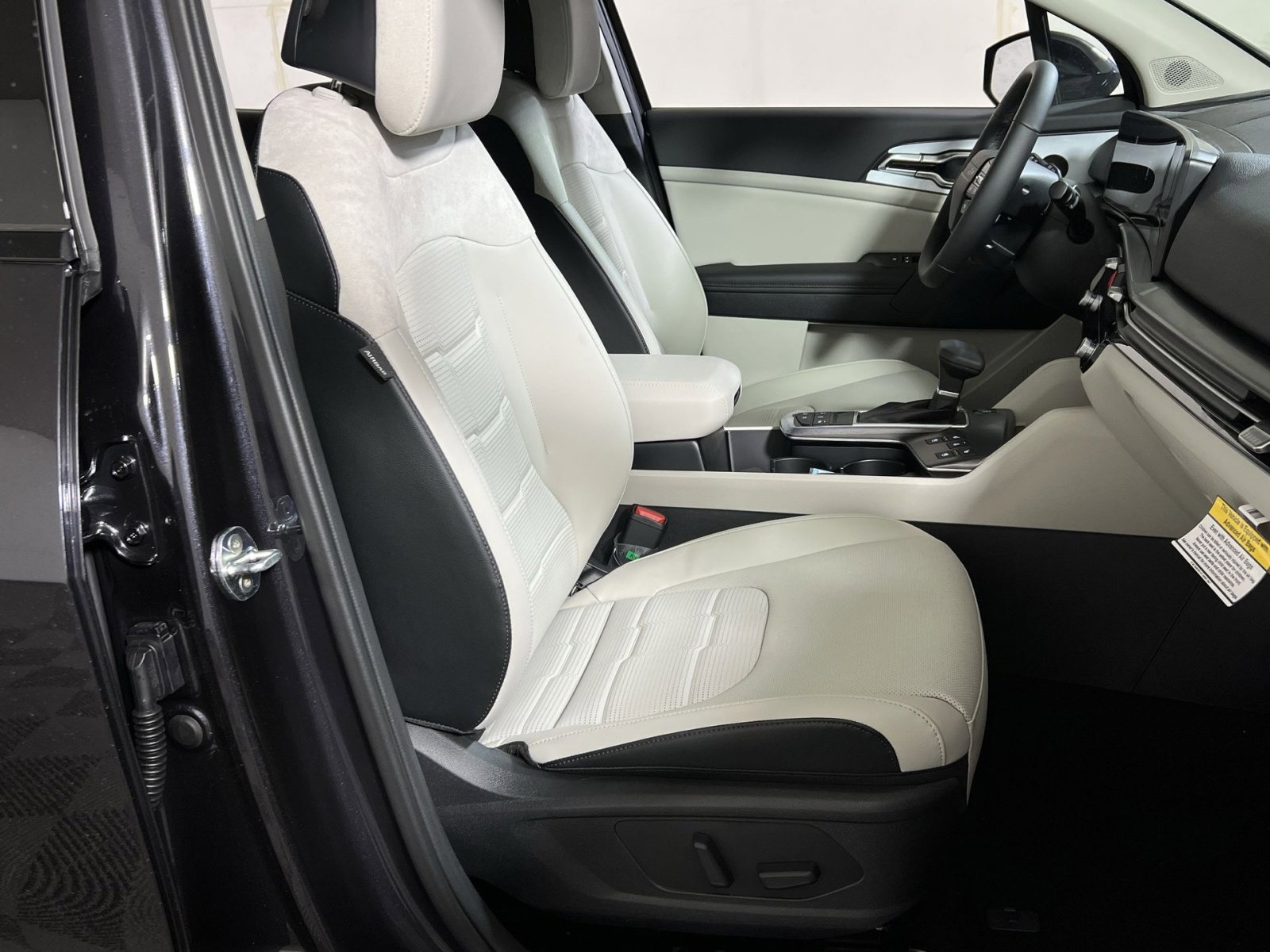 New 2026 Kia Sportage SX image 26