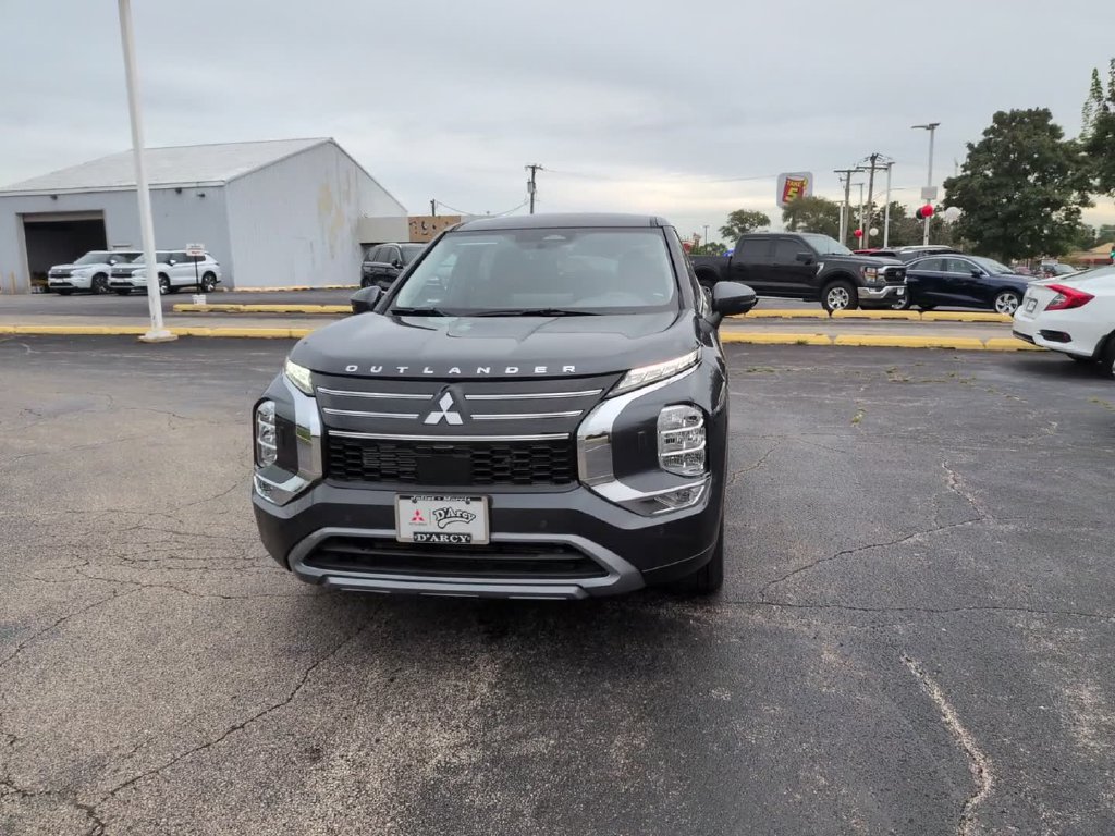 New 2026 Mitsubishi Outlander SE AWD/4WD image 14