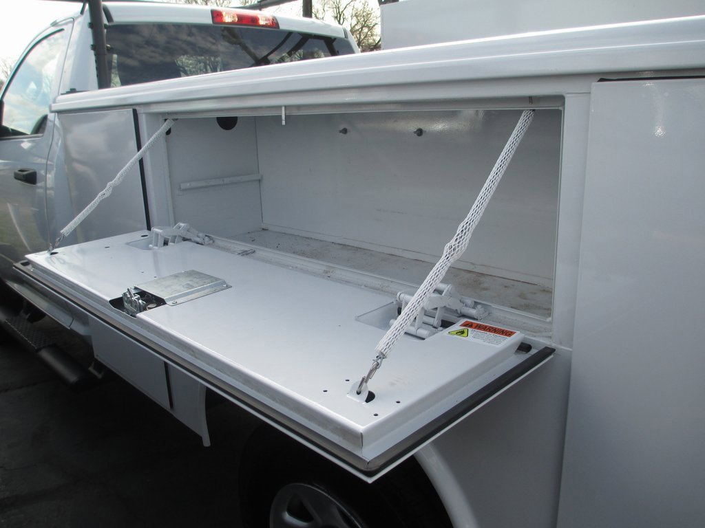 Used 2024 RAM 3500 Tradesman w/ Safety Group image 11