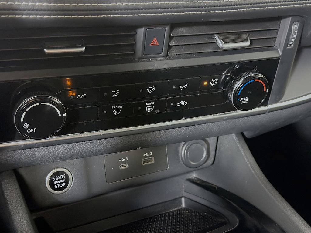 Used 2021 Nissan Rogue S FWD image 18
