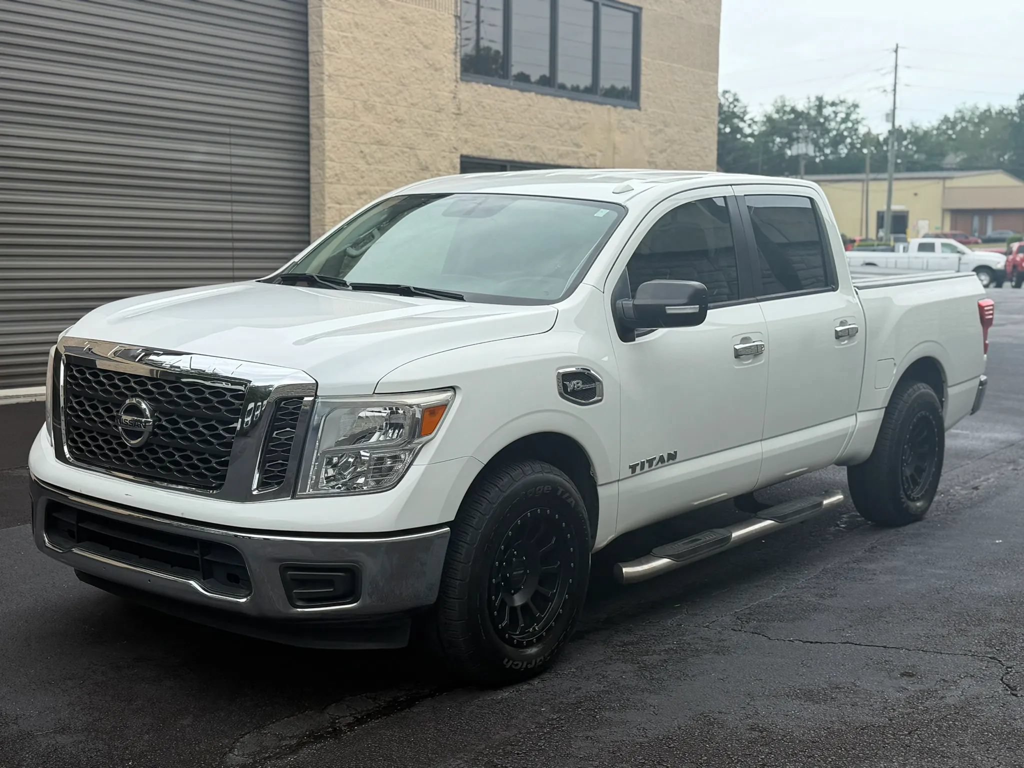 Used 2017 Nissan Titan SV