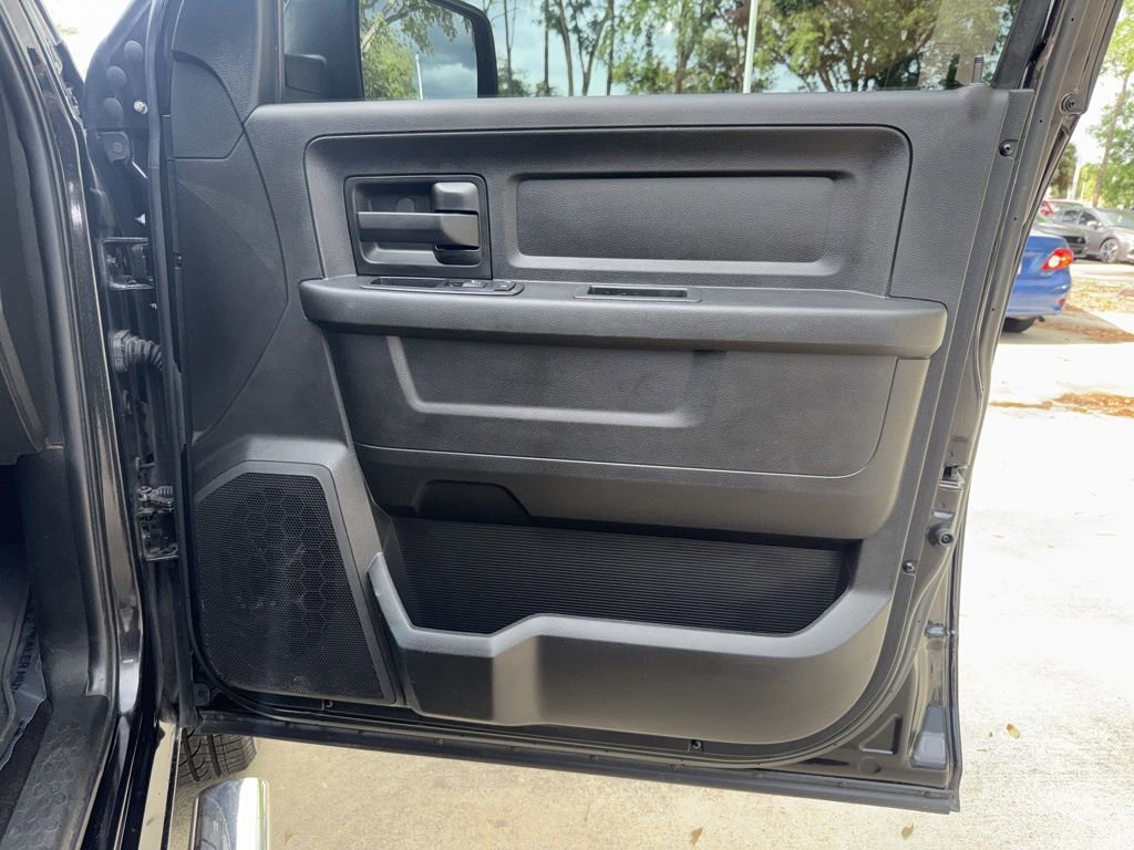 Used 2017 RAM 1500 Express image 18