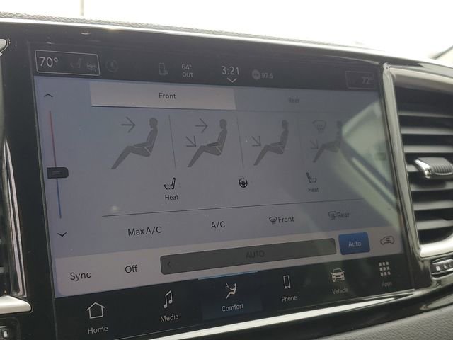 Used 2023 Chrysler Pacifica Touring-L FWD image 13