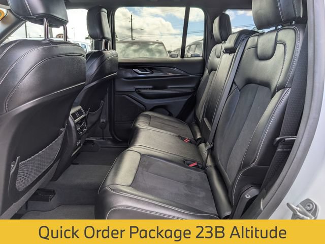 Certified 2023 Jeep Grand Cherokee Altitude AWD/4WD image 26