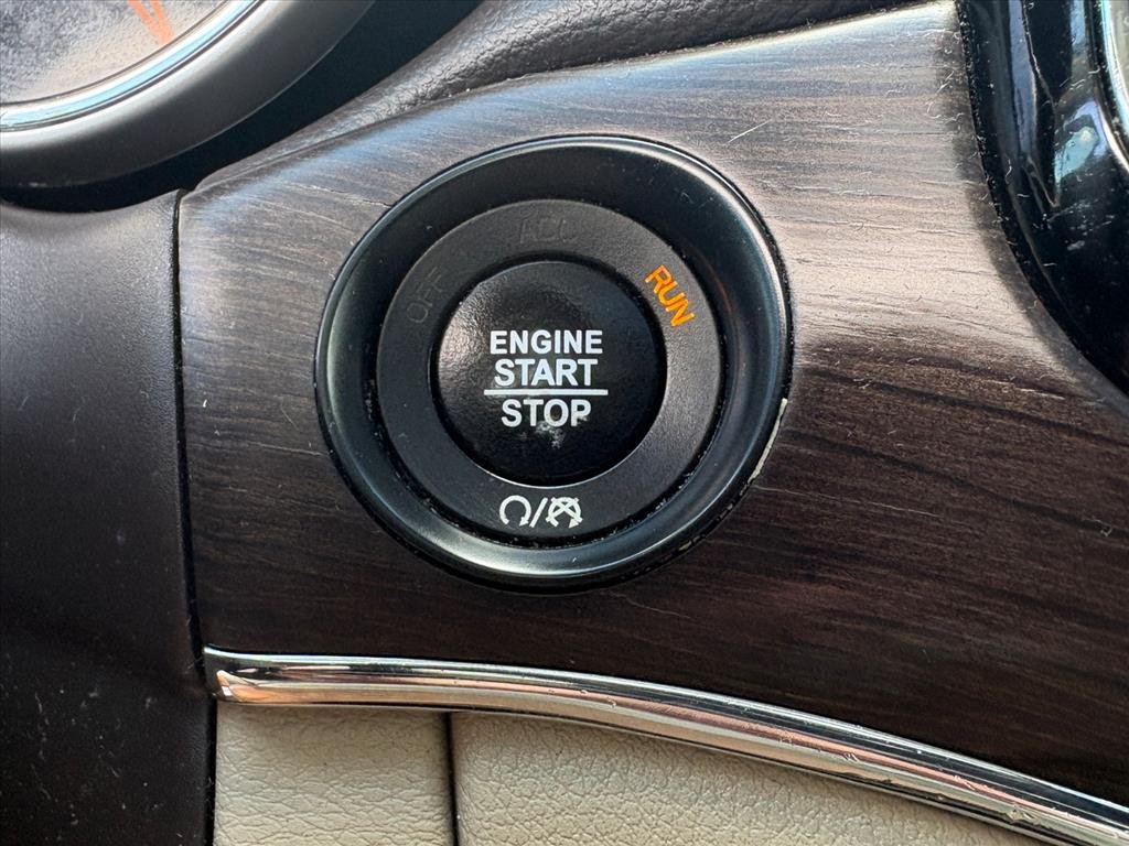 Used 2021 Jeep Grand Cherokee Summit AWD/4WD image 13